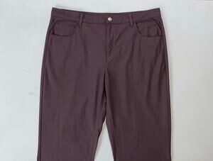 Fabletics PT2459387 The Don 5-Pocket Jean Style Tech Pants. Purple, Men's 38X32.